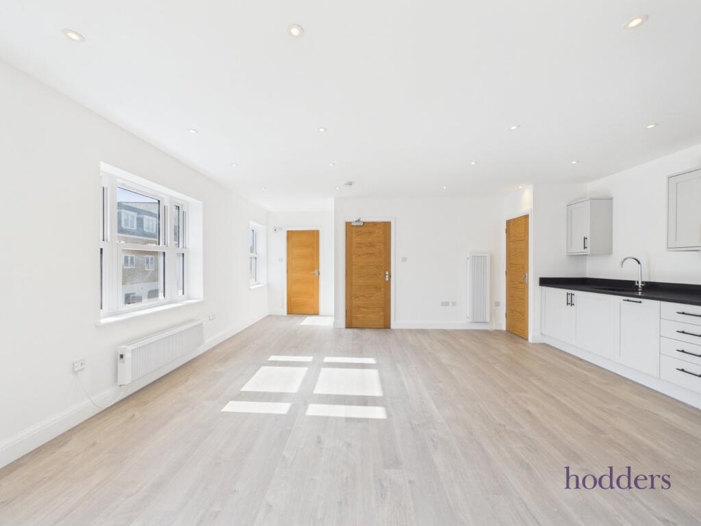 Apartment in Runnymede, Chertsey