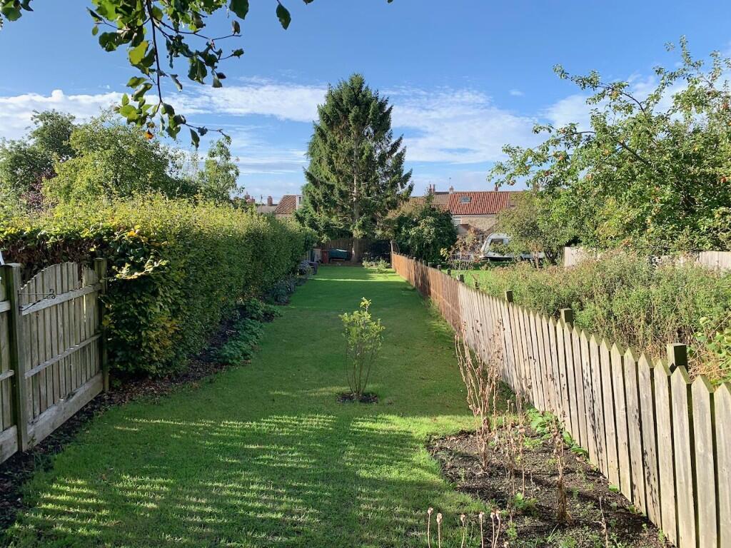 85 Westgate, Pickering, North Yorkshire, YO18 8AU – pohled 2