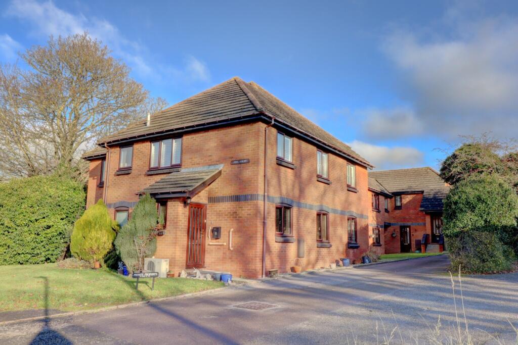 Main image of property: Longwick Road, Princes Risborough, Buckinghamshire, HP27