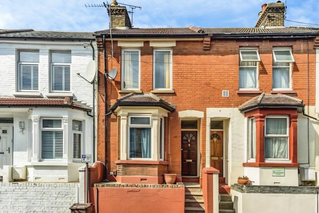 Main image of property: Corporation Road, Gillingham, ME7