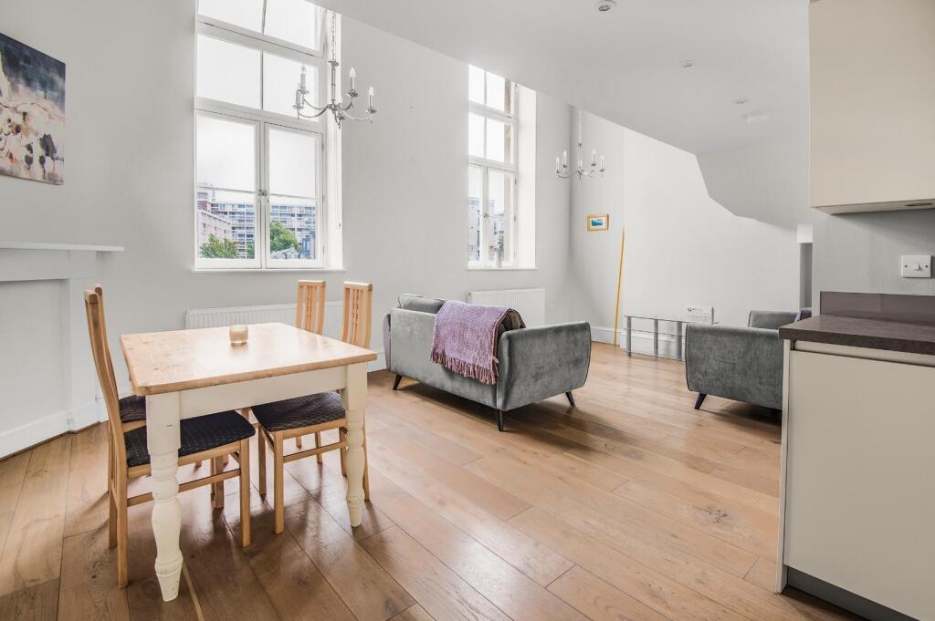 Main image of property: The General, Harbourside