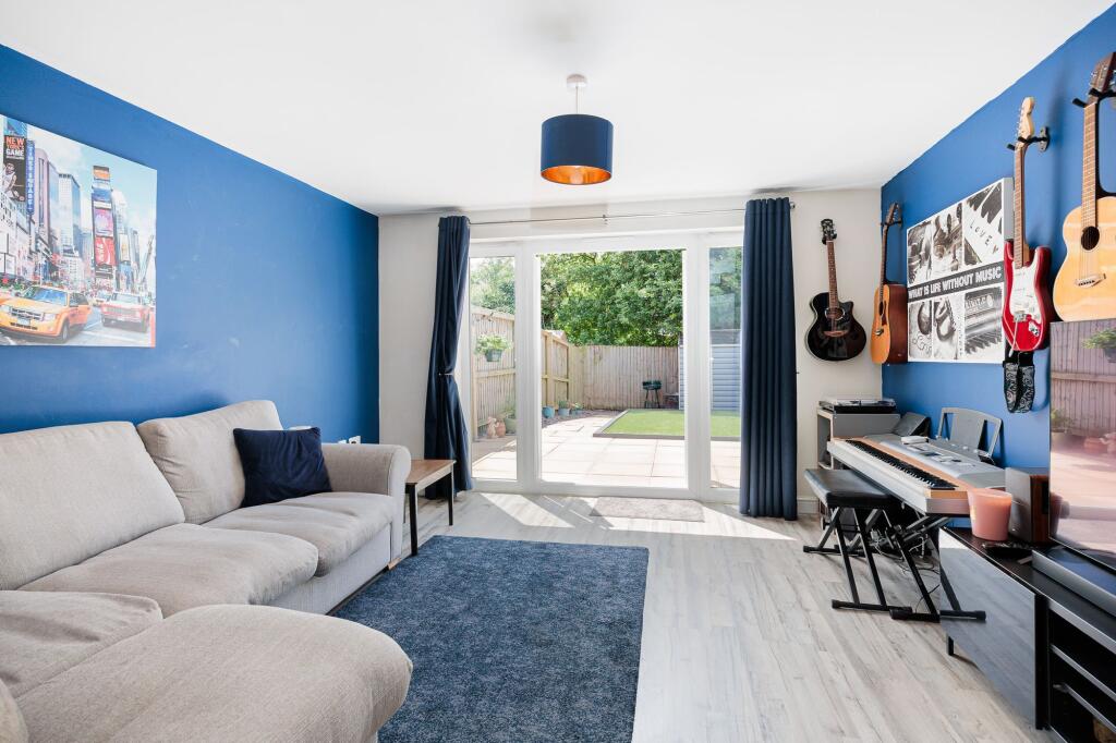 House in Chester, Chestnut Grange, Tattenhall - More