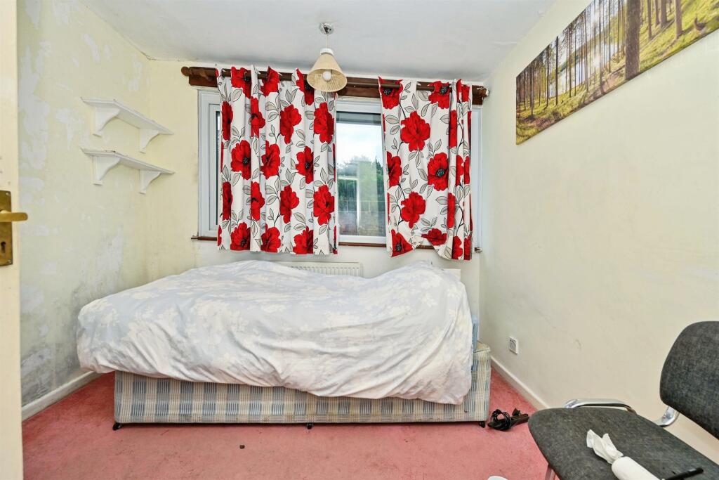 House in Luton - More
