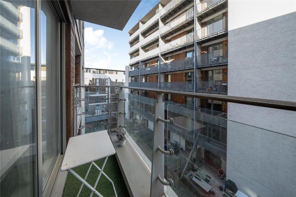 Apartment in London - View 4