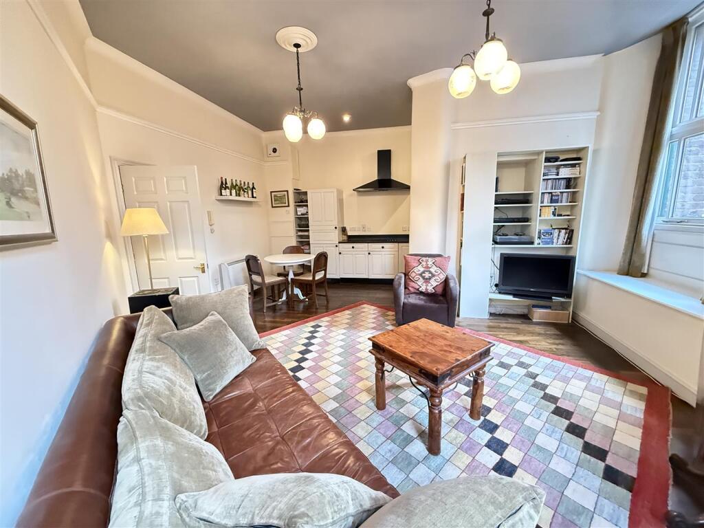 Apartment in Manchester, Petersfield, City Centre - View 2