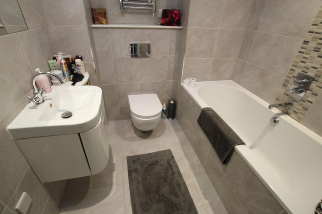 Apartment in Nottingham - More