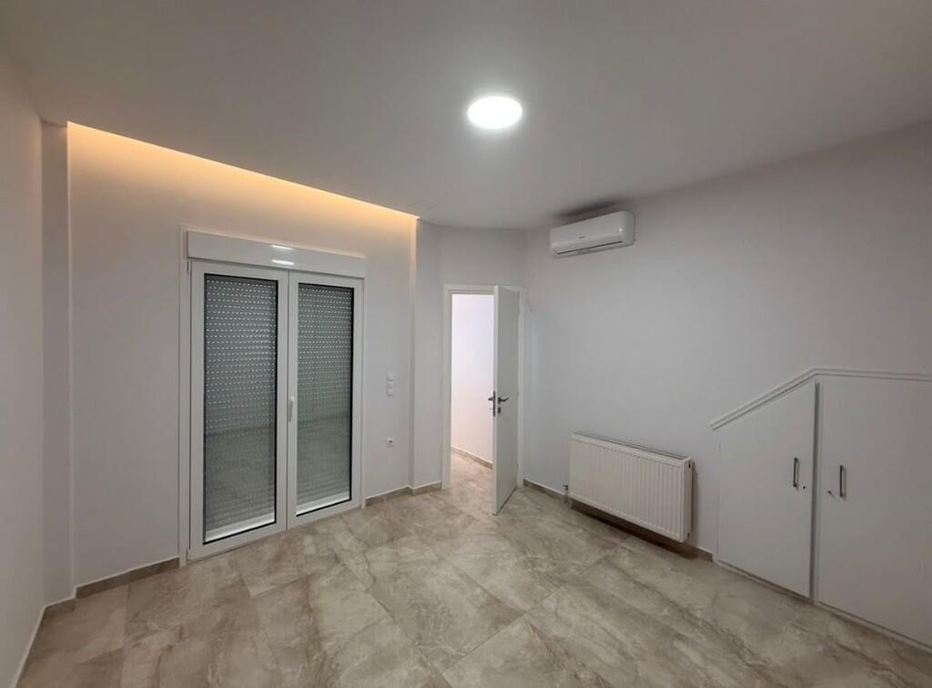 Main image of property: Peiraias, Attica