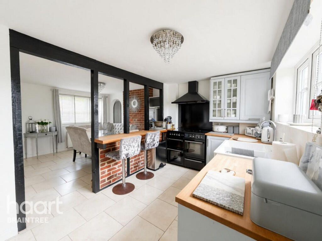 Stortford Road, Dunmow photo 4