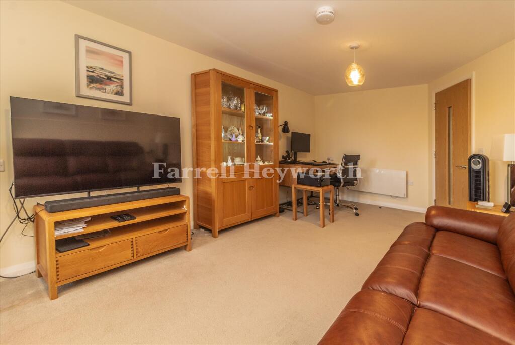 Apartment in Preston - View 4