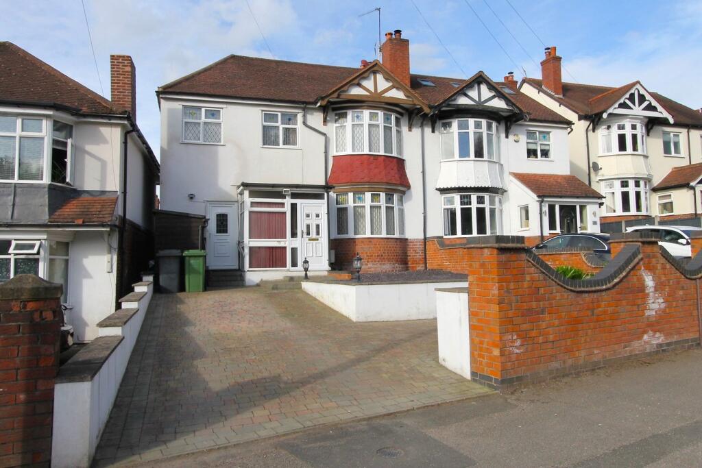 Main image of property: Stourbridge Road, Kidderminster, DY10