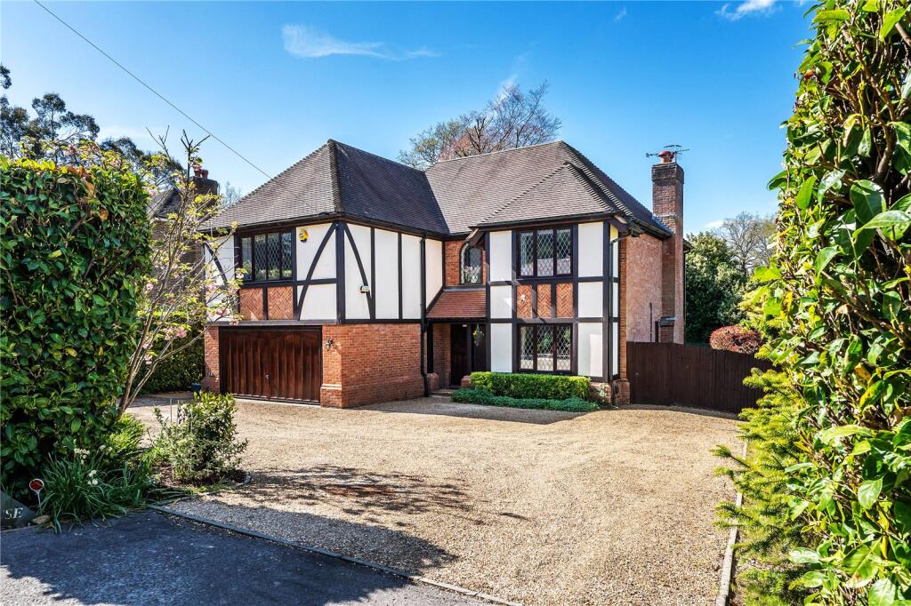Main image of property: Uvedale Road, Oxted, Surrey, RH8