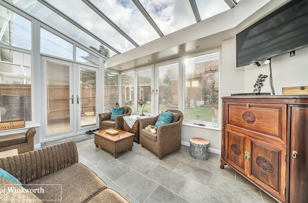 Novello Close, Basingstoke, Hampshire, RG22 - View 5