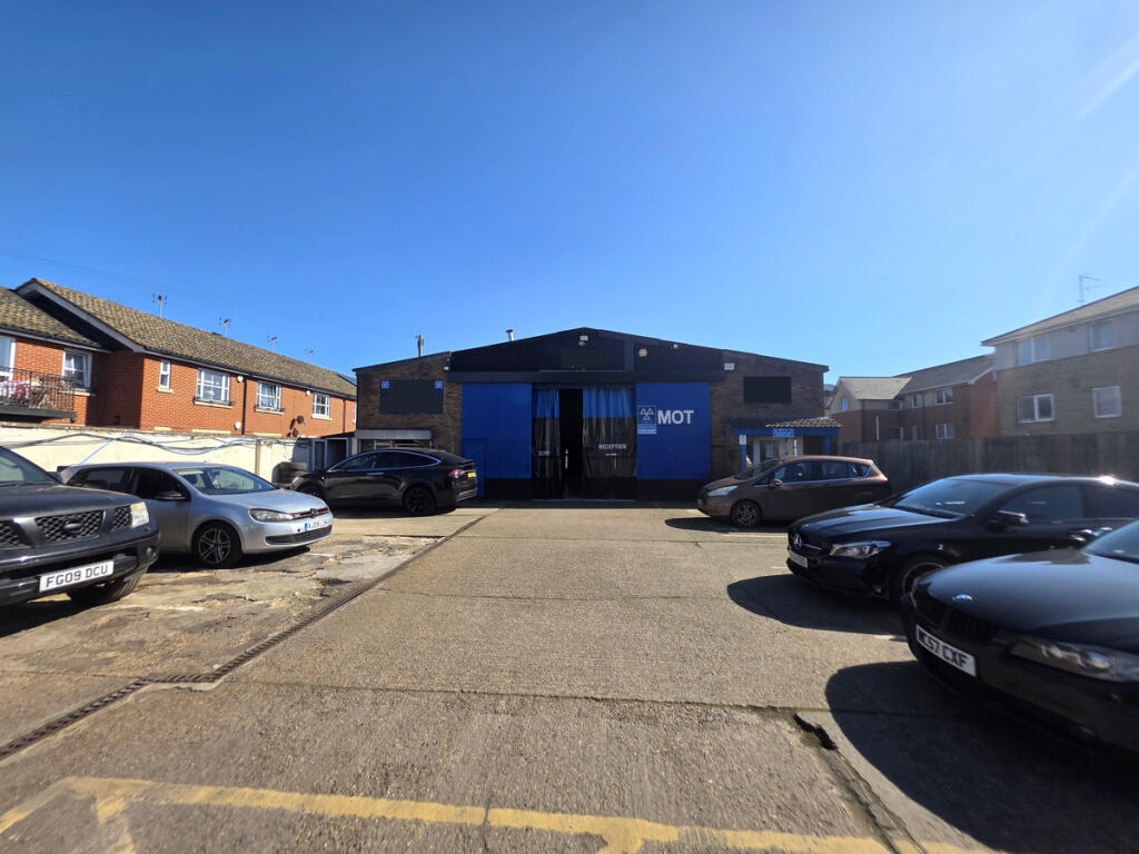 MOT Station, Ipswich photo 3