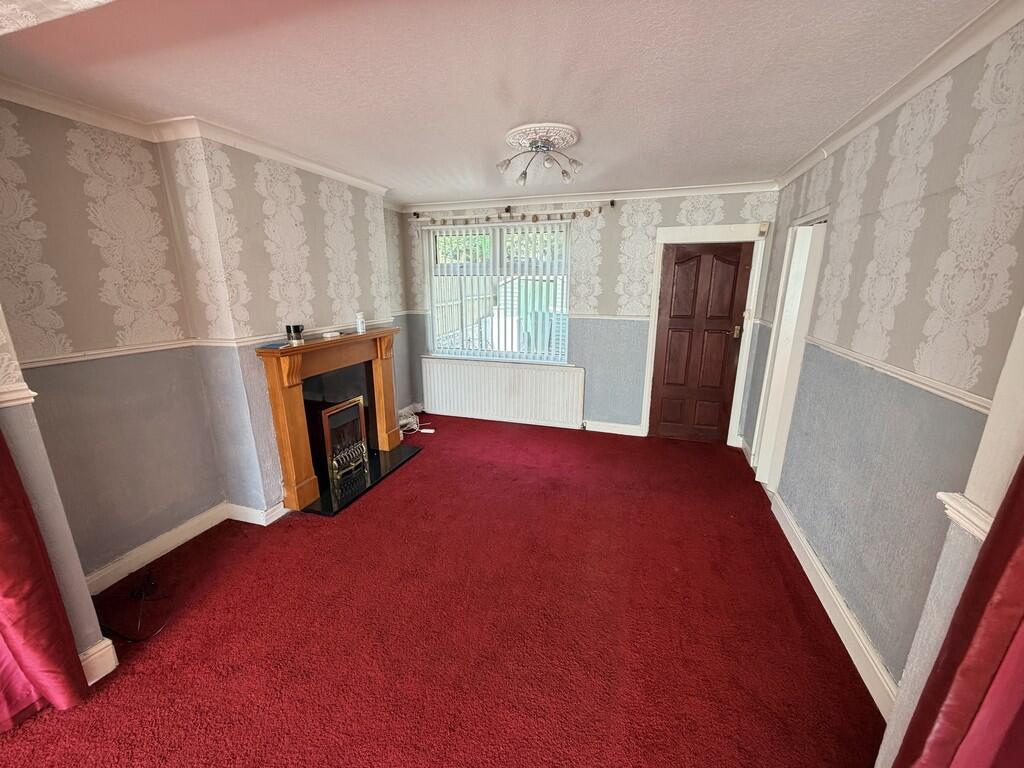 Pearson Avenue , Bell Green , Coventry  photo 4