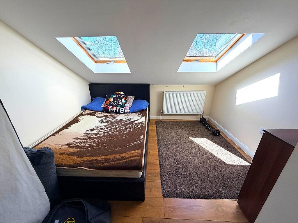 3 bedroom semi-detached house for rent