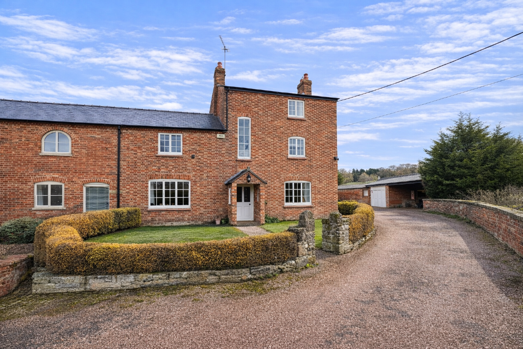 Main image of property: Manor Farm, Willington, Nr Tarporley, CW6 0NG