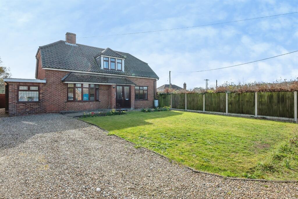 Main image of property: Norwich Road, Cawston, Norwich