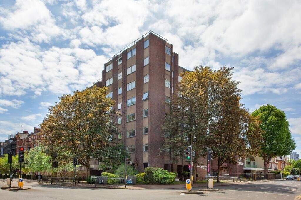 Main image of property: Battersea Park, London