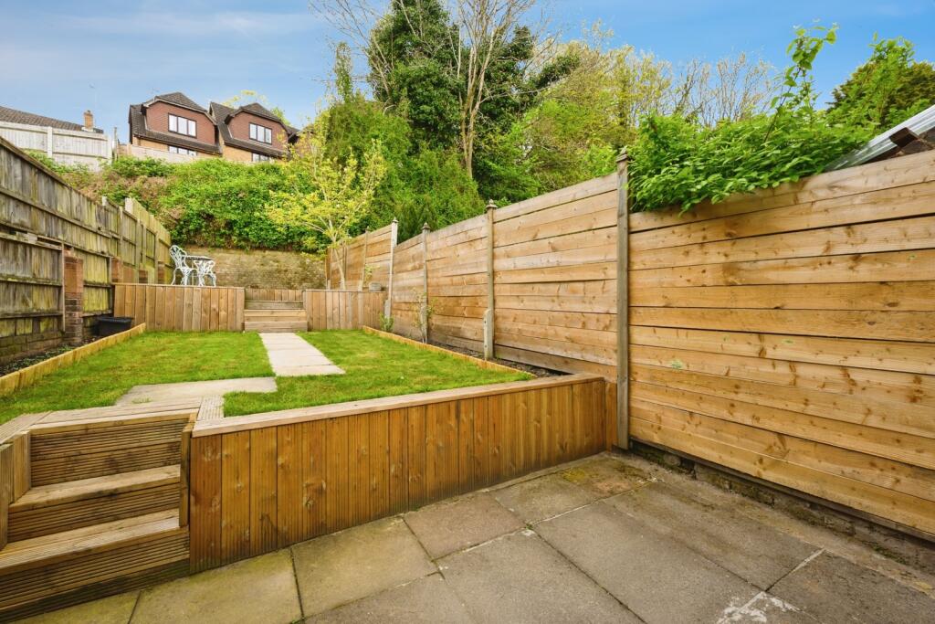 House in Reigate and Banstead, Reffles Bridge, Earlswood - More