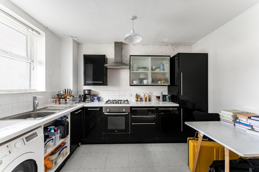 Burnham Street, Bethnal Green, London, E2 photo 3