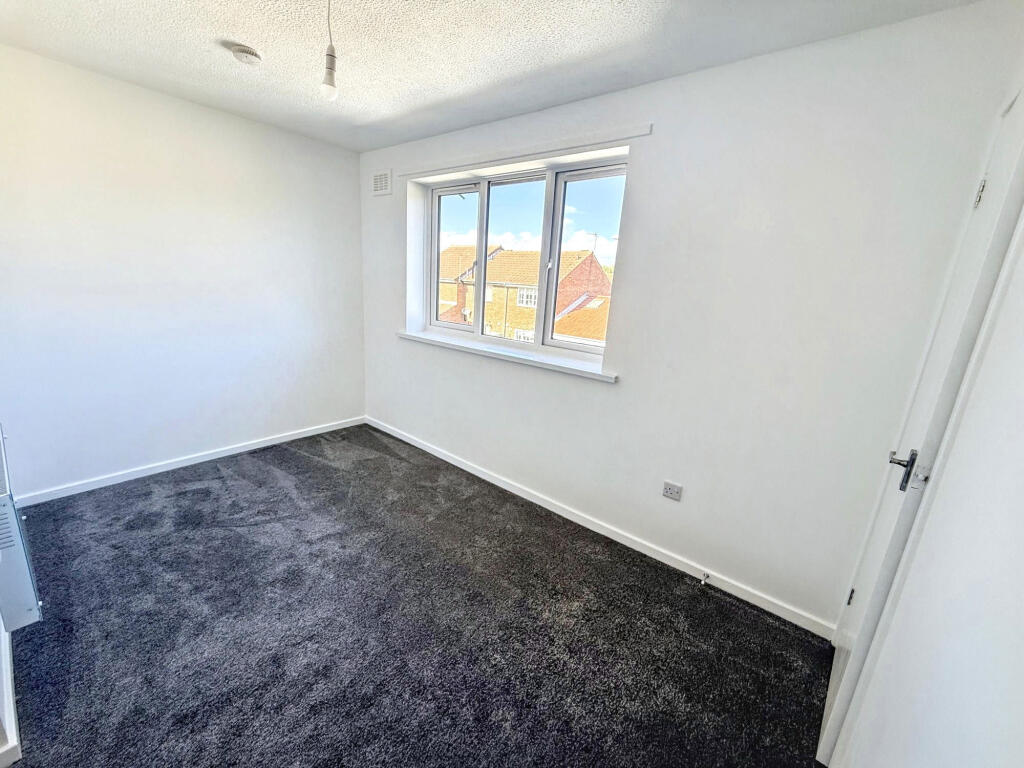 Apartment in South Tyneside, West Harton - View 5