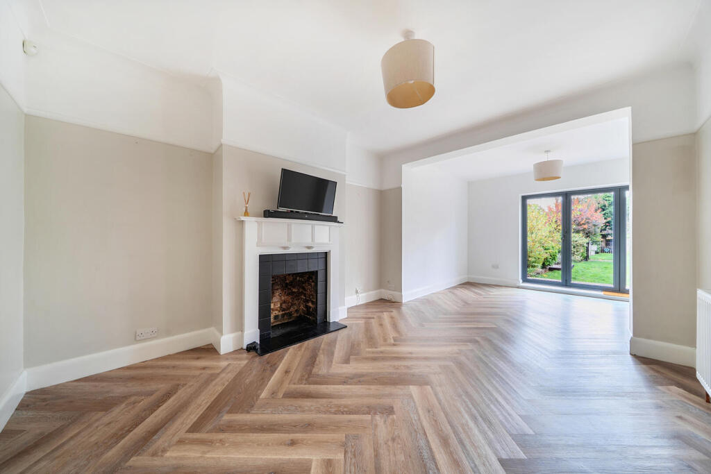 House in London - View 5