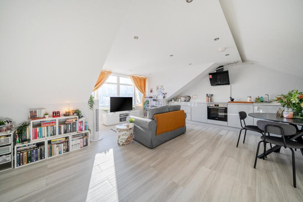 Main image of property: High Street, Acton, London, W3