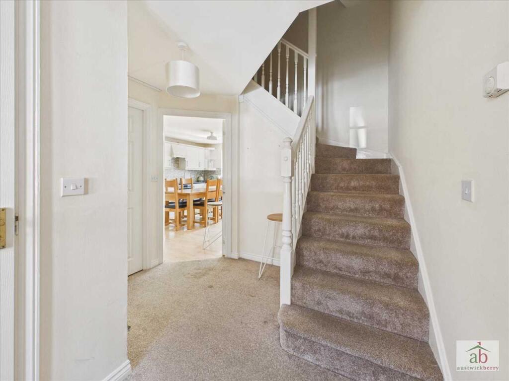 House in East Suffolk, Grange Farm, Kesgrave - View 5