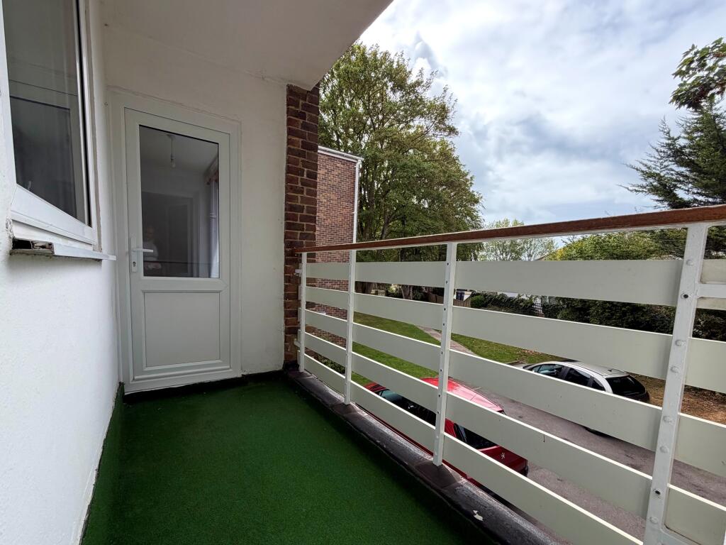 Apartment in Brighton - View 3