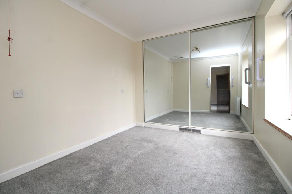 Apartment in Torquay - View 4