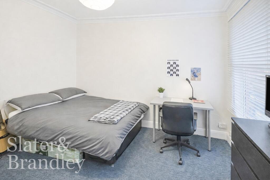 Main image of property: 32A Chaworth Road, West Bridgford, Nottingham