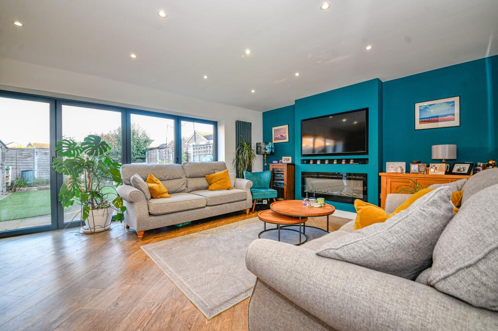 House in Southampton - View 2