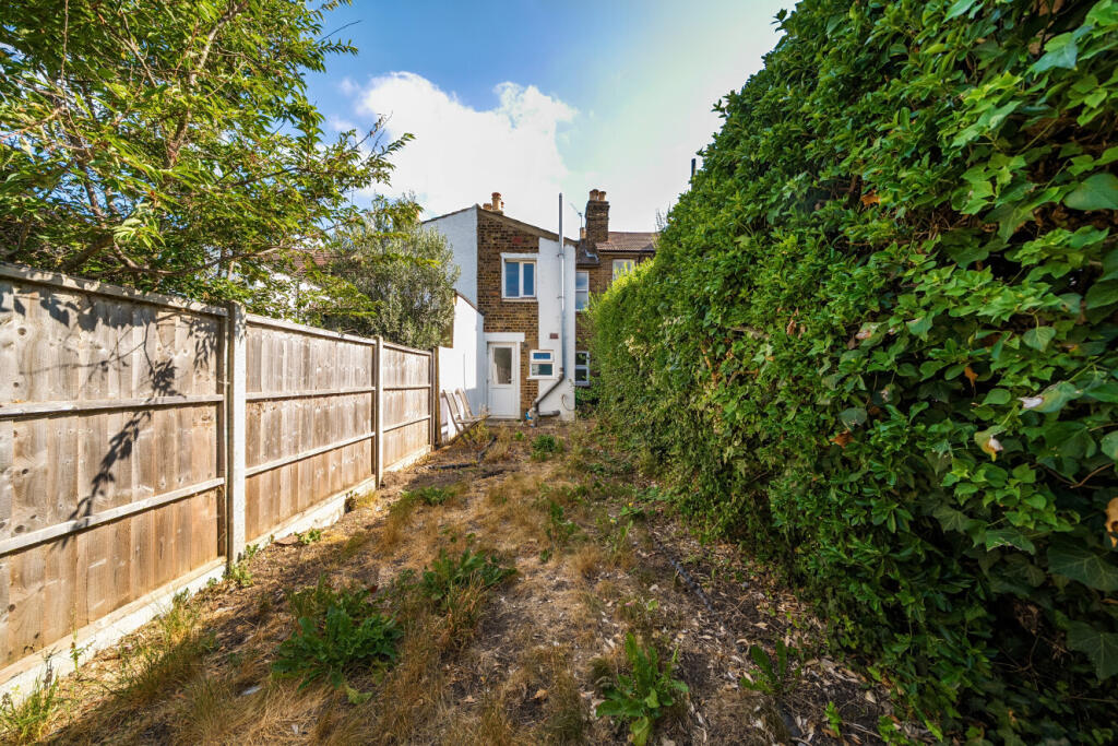House in London - View 4