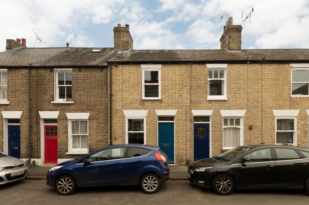 Main image of property: York Street, Cambridge, CB1 2PY
