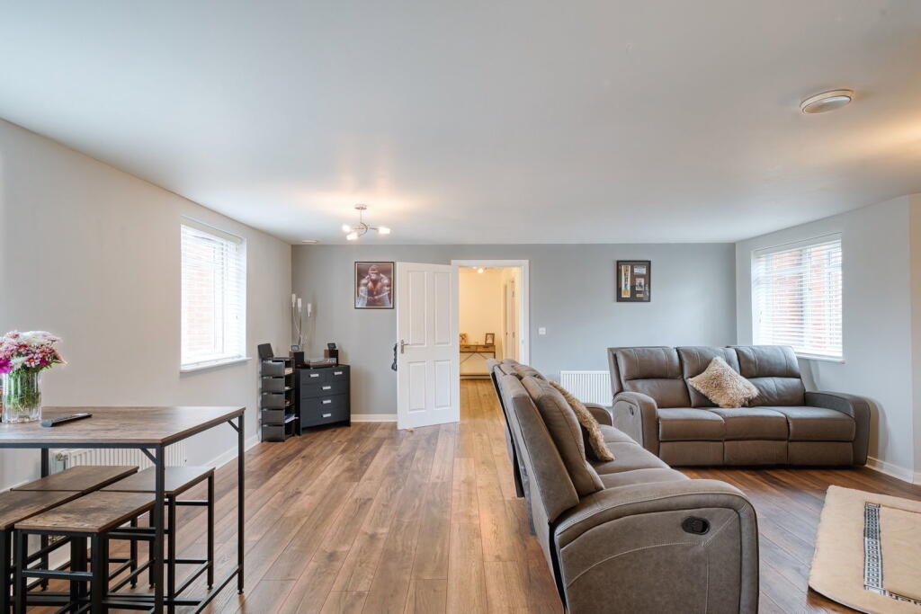 Apartment in South Tyneside, North East - View 5