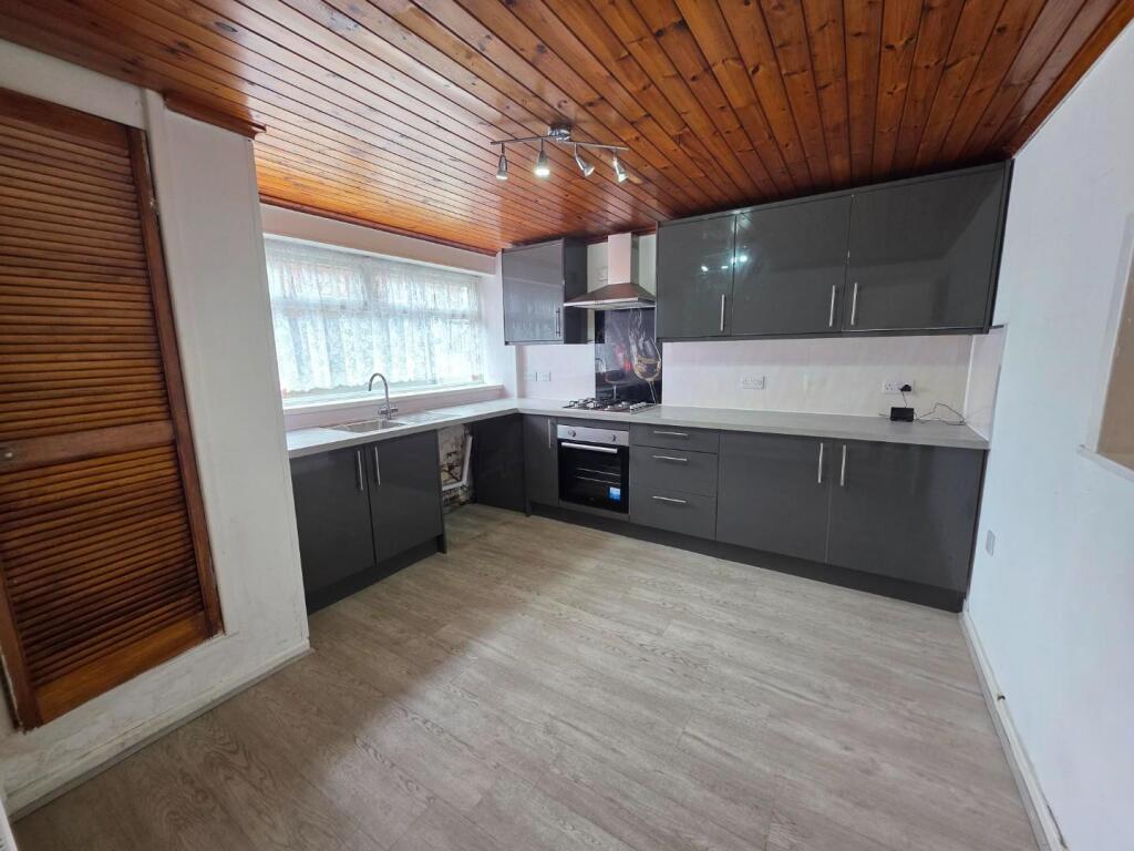 House in Llandough - View 2