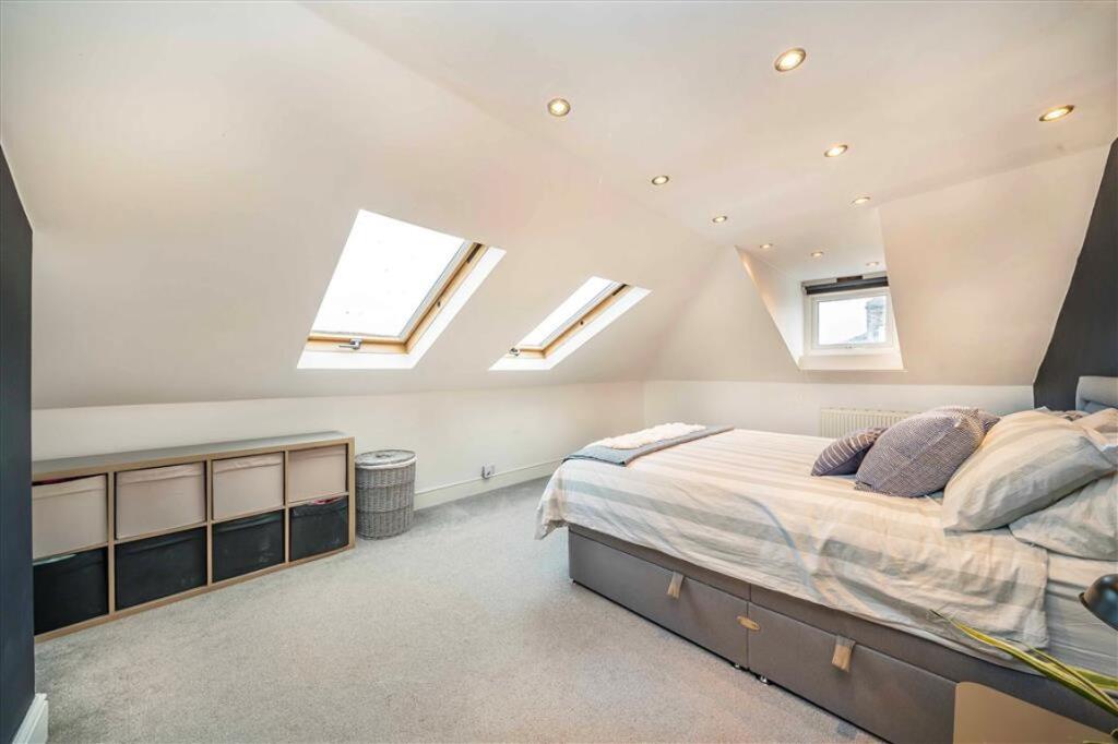 Delacourt Road, Blackheath - Mehr