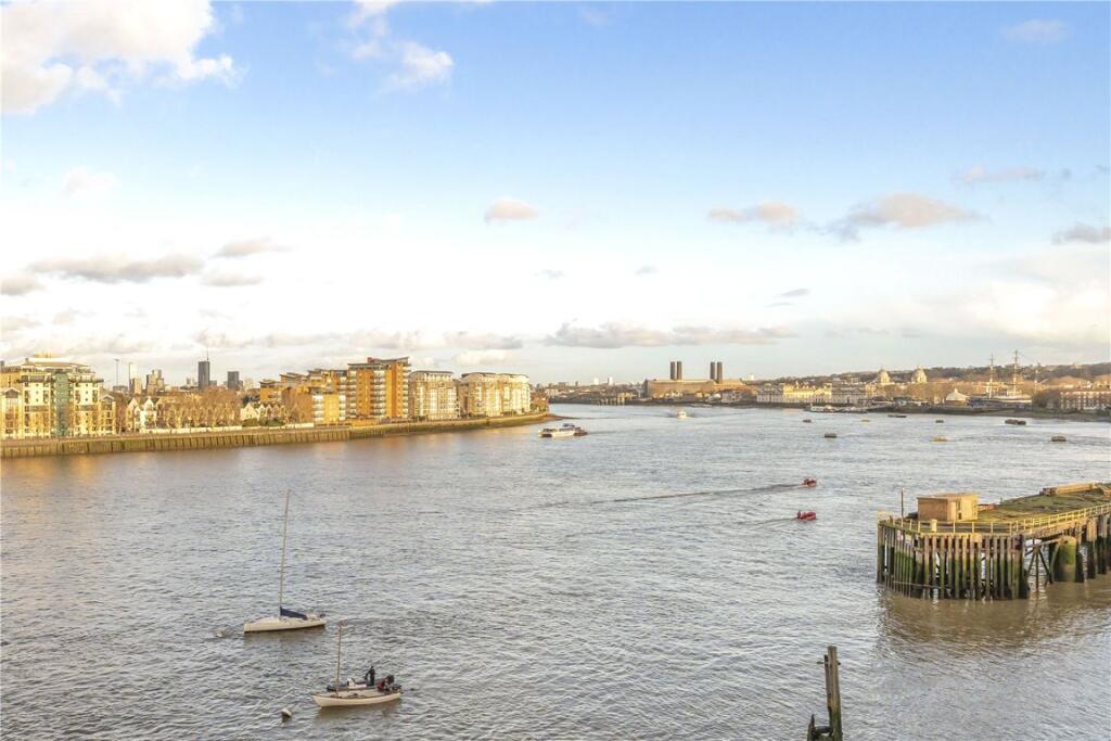 Apartment in London, Greenwich Peninsula - View 5