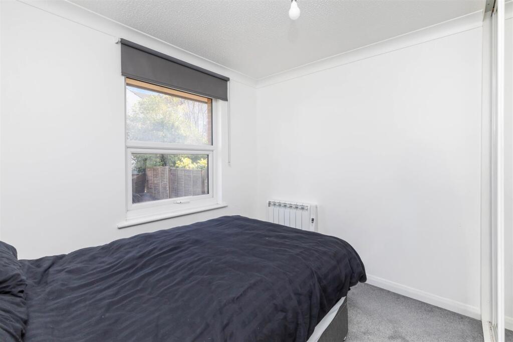 Apartment in Brighton - View 5