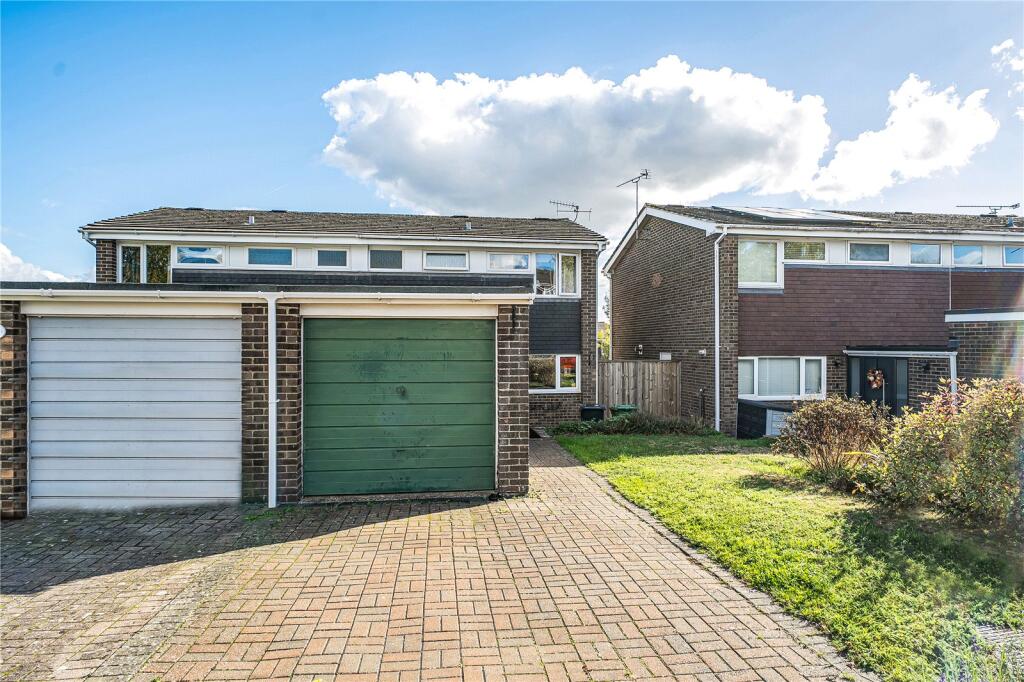 3-bed semi-detached on Heron Close, Alton, Hampshire, GU34, £375,000