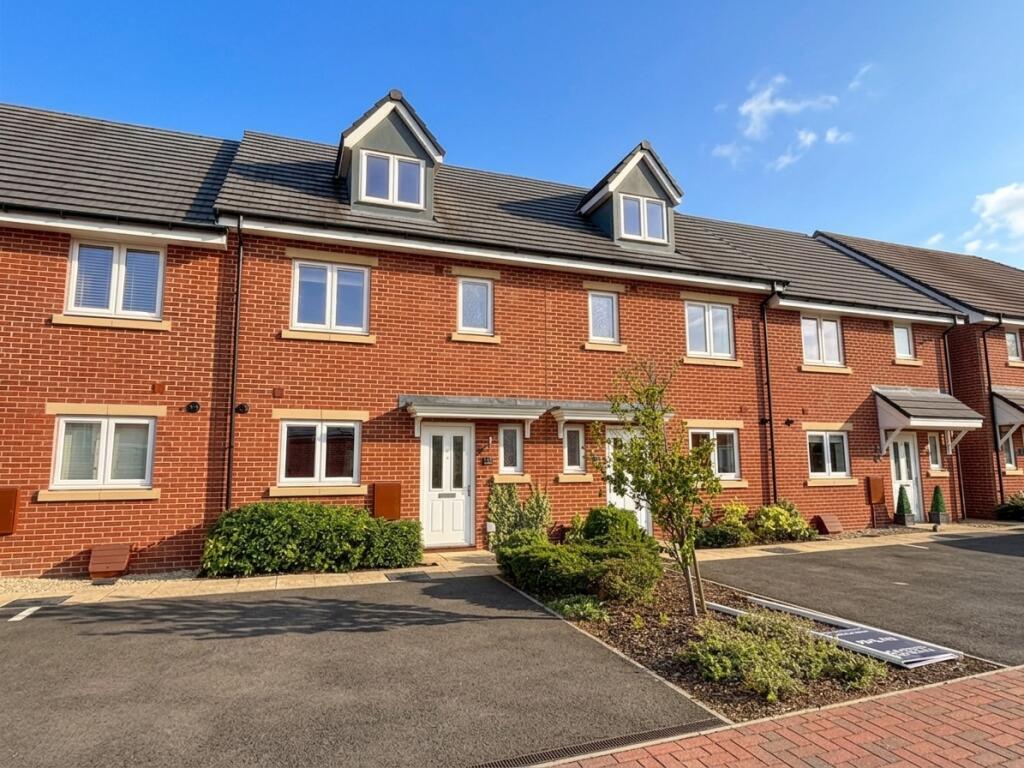 Main image of property: Whitby Close, Daventry, West Northamptonshire