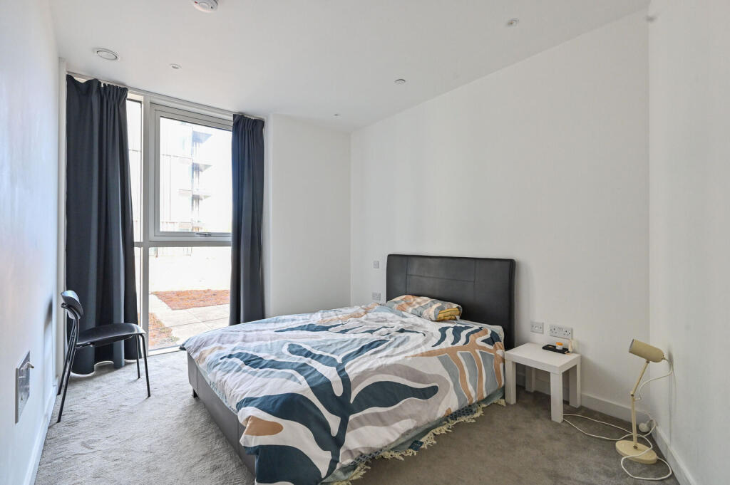 Apartment in London - View 4