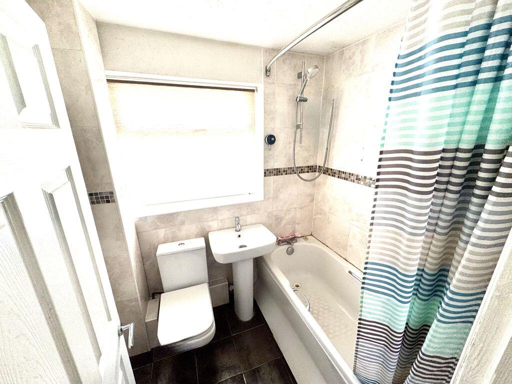 House in Walsall, West Midlands - View 4