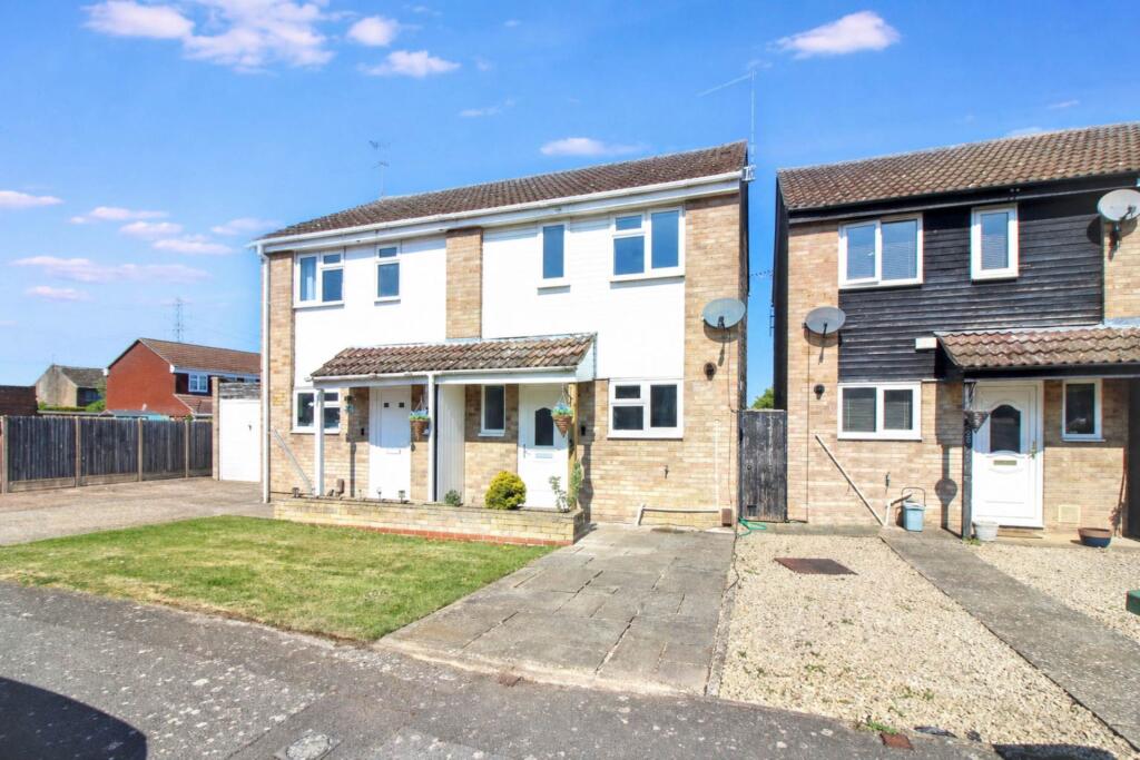 Main image of property: Bronte Close, Aylesbury