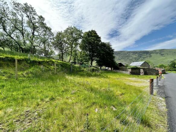 Towards the site