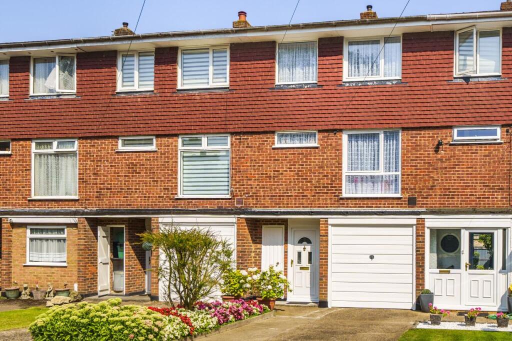 3-bed terraced on Lunar Close, Biggin Hill, Kent, TN16, £399,995