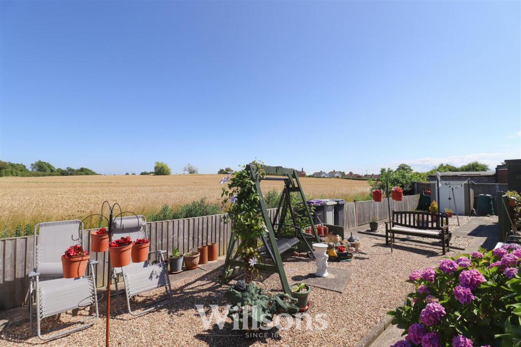 Hogsthorpe Road, Mumby, Alford photo 3