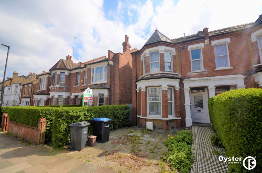 Main image of property: The Limes Avenue, London - N11
