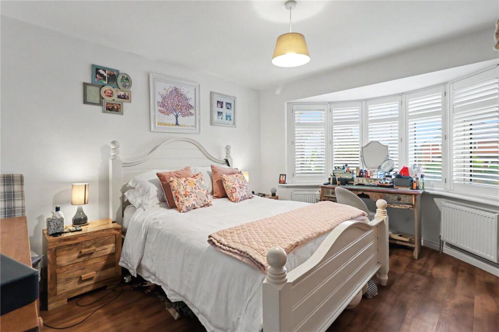 House in Burgess Hill, World's End - View 4