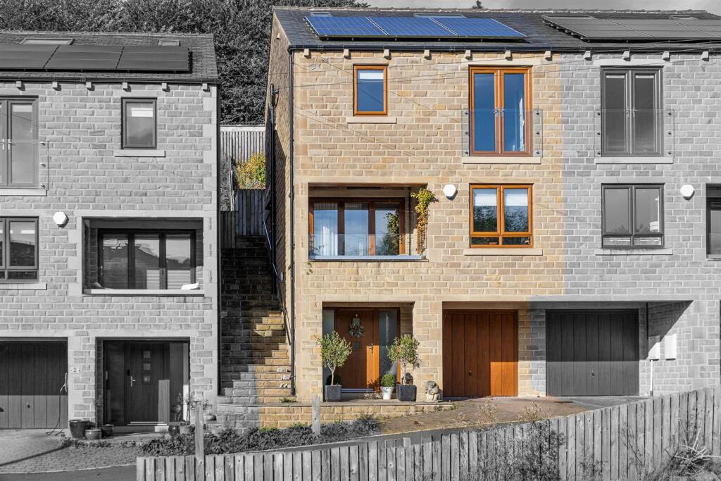 Main image of property: Malkin Wood View, Holmfirth HD9
